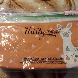 Lunch tote by Thirty-One